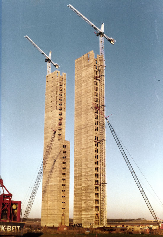 Williams Square slipform